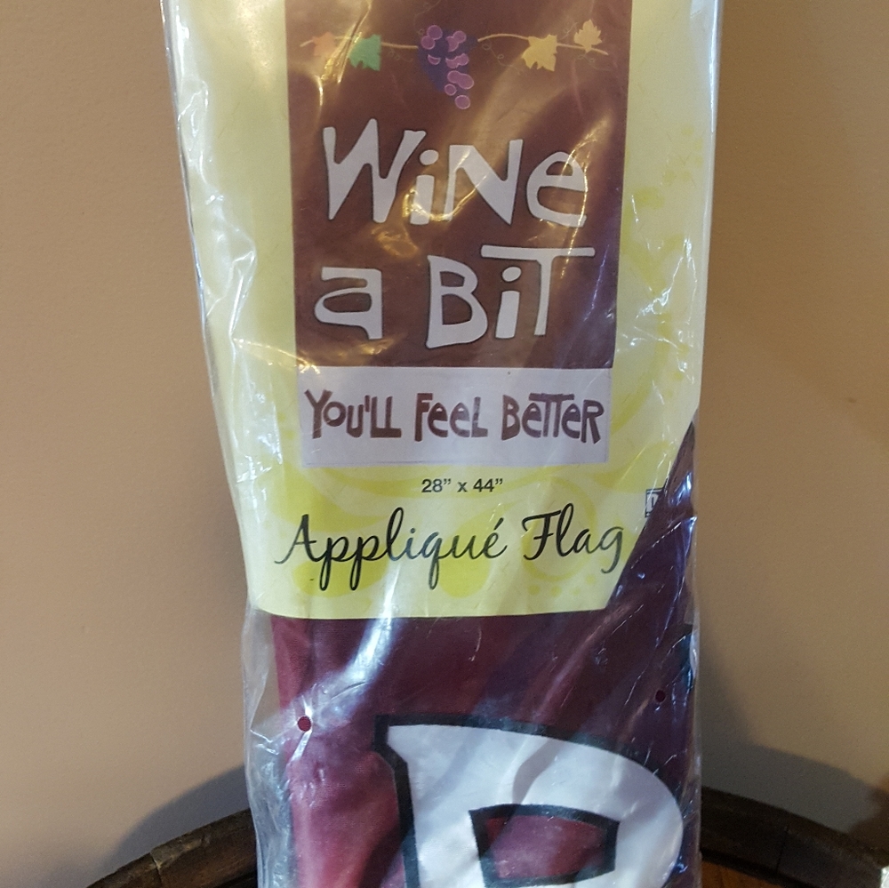 Large flag "Wine a bit"